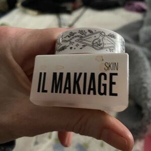 IL MAKIAGE Skin Cream